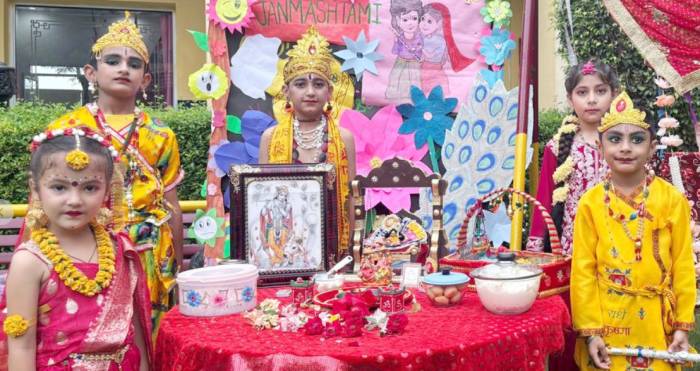 ਦੇਸ਼ ਭਗਤ ਗਲੋਬਲ ਸਕੂਲ, ਸ੍ਰੀ ਮੁਕਤਸਰ ਸਾਹਿਬ ਵਿਖੇ ਮਨਾਈ ਗਈ ਕ੍ਰਿਸ਼ਨ ਜਨਮ ਅਸ਼ਟਮੀ