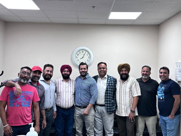 ਕੈਨੇਡਾ ਦੇ ਪੰਜਾਬੀ ਭਾਈਚਾਰੇ ਵਲੋਂ ਹੜ੍ਹ ਪੀੜਤਾਂ ਦੀ ਵੱਡੀ ਮੱਦਦ ਦਾ ਵਾਅਦਾ 