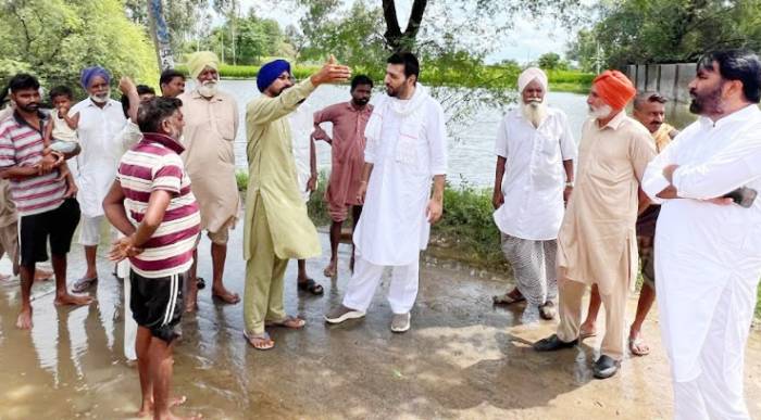 ਚੇਅਰਮੈਨ ਜਗਦੀਪ ਸੰਧੂ ਵੱਲੋਂ ਪਿੰਡ ਕੋਟਲੀ ਸੰਘਰ ਦਾ ਕੀਤਾ ਦੌਰਾ