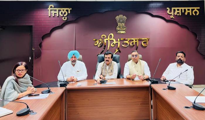 ਪੰਜਾਬ ਰਾਜ ਖੁਰਾਕ ਕਮਿਸ਼ਨ ਨੇ ਪਿੰਗਲਵਾੜਾ ਸਕੂਲਾਂ ਵਿੱਚ ਮਿਡ-ਡੇਅ ਮੀਲ ਸਕੀਮ ਬੰਦ ਕਰਨ ‘ਤੇ ਡੂੰਘੀ ਚਿੰਤਾ ਪ੍ਰਗਟ ਕੀਤੀ