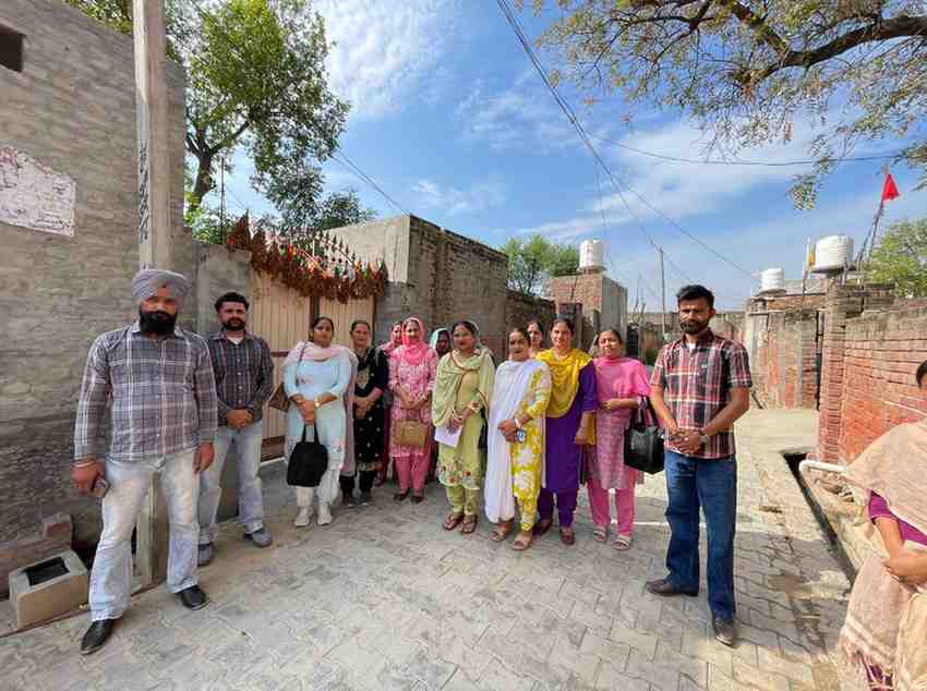 ਸੰਘਰਸ਼ੀ ਅਧਿਆਪਕਾਂ ਨੇ ਰਹਿੰਦੀਆਂ ਮੰਗਾਂ ਲਾਗੂ ਕਰਵਾਉਣ ਲਈ ਮਾਪਿਆਂ ਨਾਲ ਕੀਤੀਆਂ ਨੁੱਕੜ ਮੀਟਿੰਗਾਂ 