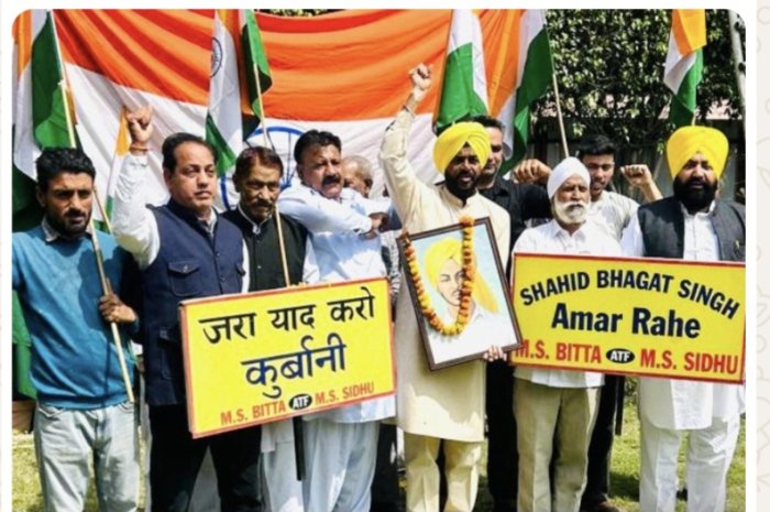 ਅੱਤਵਾਦੀਆਂ , ਗੈਗਸਟਰਾ ਅਤੇ ਨਸ਼ੇ ਨੂੰ ਖਤਮ ਕਰਨ ਲਈ ਲੋਕ ਸੁਰੱਖਿਆ ਦਸਤਿਆ ਦਾ ਸਾਥ ਦੇਣ : ਸਾਹਿਬ ਸਿੰਘ ਤੇ ਪਵਨ ਸੈਣੀ 