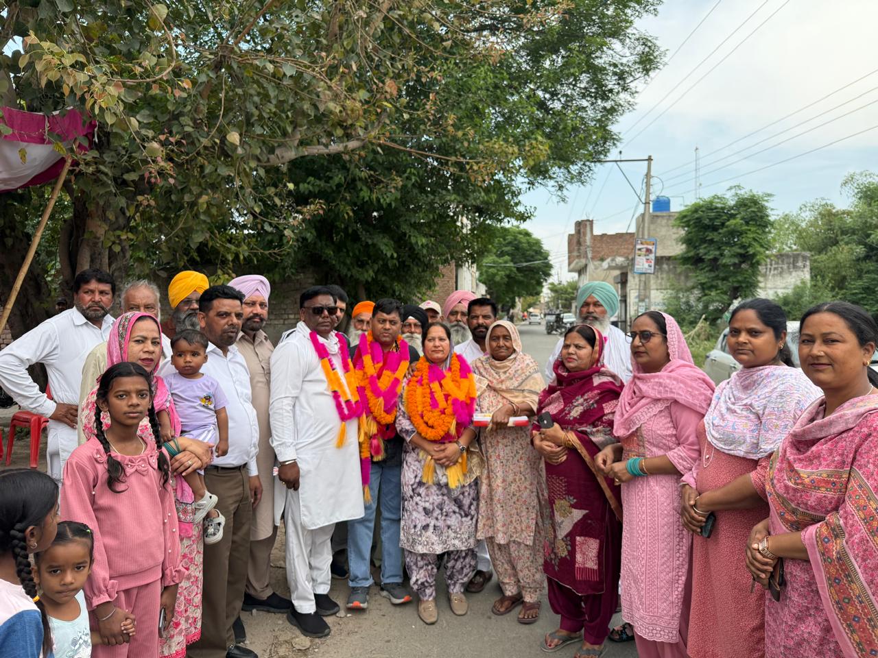 ਬਲਾਕ ਸੰਮਤੀ ਫੱਤੂਢੀਗਾ ਜੋਨ ਦੀ ਵਾਈਸ ਚੇਅਰਮੈਨ ਚੁਣੇ ਜਾਣ ਤੇ ਦਲਜੀਤ ਕੌਰ ਦਾ ਪਿੰਡ ਵਾਸੀਆਂ ਕੀਤਾ ਨਿੱਘਾ ਸਵਾਗਤ