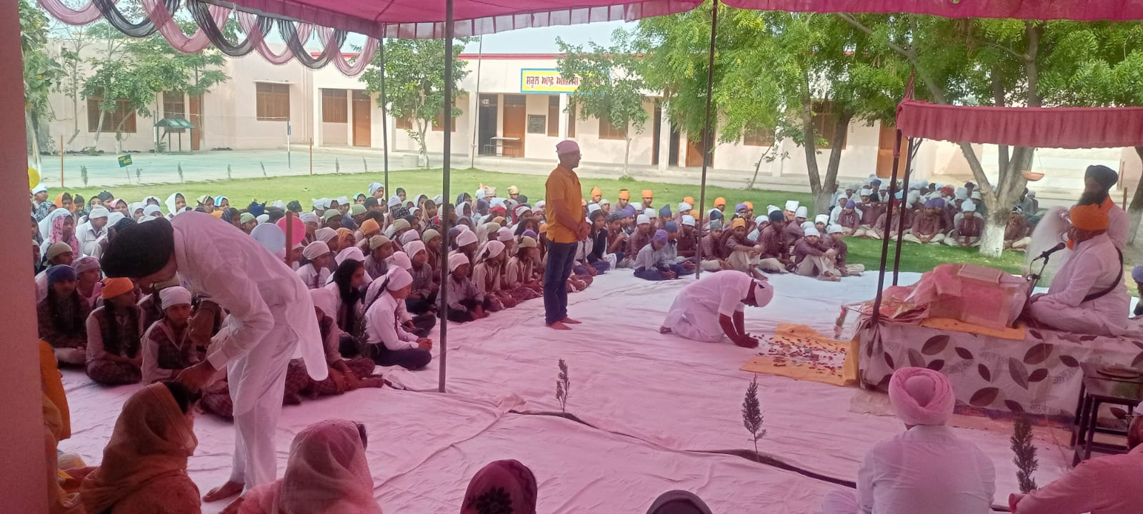 ਸ਼੍ਰੀ ਸੁਖਮਨੀ ਸਾਹਿਬ ਜੀ ਦੇ ਪਾਠ ਨਾਲ ਨਵੇਂ ਸੈਸ਼ਨ ਦੀ ਸ਼ੁਰੂਆਤ ਹੋਈ