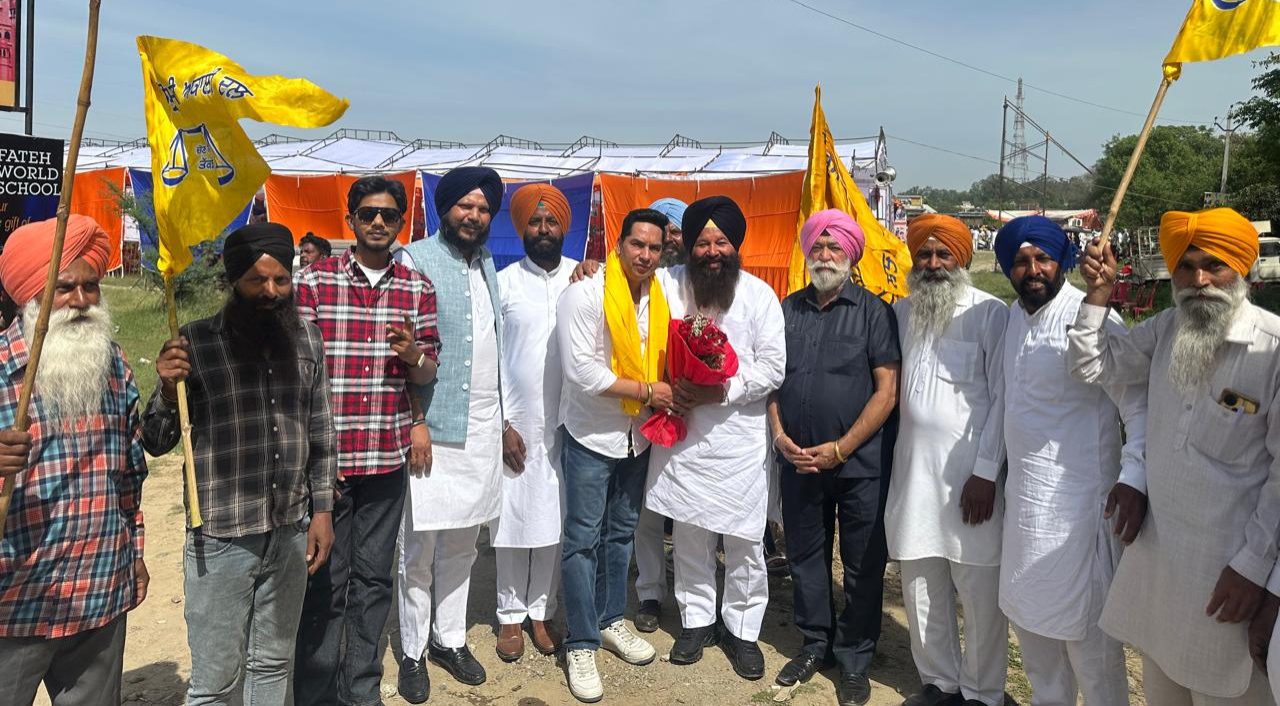 ਉੱਘੇ  ਕਾਰੋਬਾਰੀ ਸ਼ੁਭ ਦੁੱਗਲ ਸ਼੍ਰੋਮਣੀ ਅਕਾਲੀ ਦਲ ਵਿੱਚ ਸ਼ਾਮਲ 