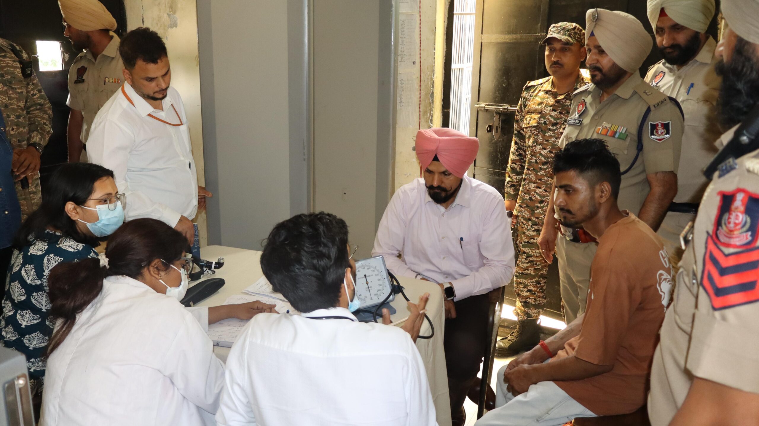 ਜ਼ਿਲ੍ਹਾ ਕਾਨੂੰਨੀ ਸੇਵਾਵਾਂ ਅਥਾਰਟੀ ਵੱਲੋਂ ਸੈਂਟਰਲ ਜੇਲ੍ਹ ਅੰਮ੍ਰਿਤਸਰ ਵਿੱਚ ਮੁਫ਼ਤ ਮੈਡੀਕਲ ਕੈਂਪ ਦਾ ਆਯੋਜਨ