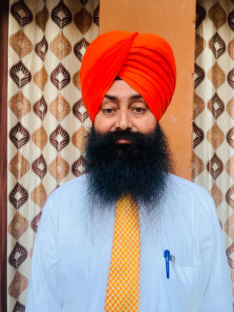 ਸਾਬਕਾ ਸਰਪੰਚ ਮਹਿੰਦਰ ਸਿੰਘ ਕੰਗ ਕੂੰਭੇਵਾਲ ਕੈਸਰ ਨਾਲ 1 ਸਾਲ ਤੋਂ ਲੜਾਈ ਲੜ ਰਹੇ ਸਨ। ਆਖਰ ਕੈਸਰ ਨੂੰ ਹਰਾ ਕੇ ਘਰ ਪਰਤੇ