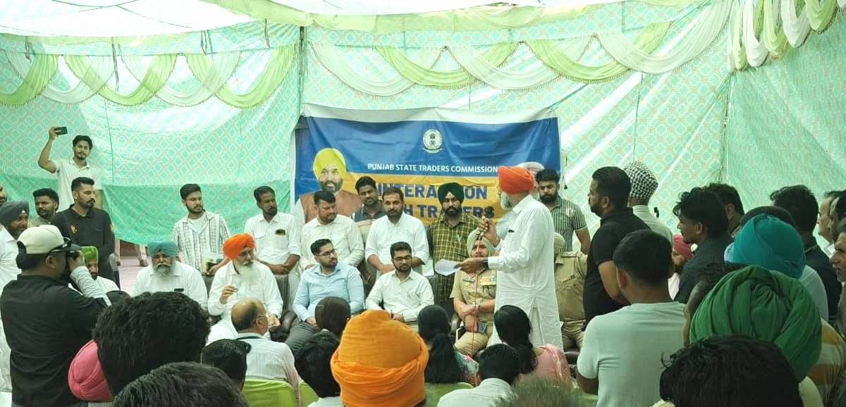 ਵਿਧਾਇਕ ਸ. ਸੇਖੋਂ ਵੱਲੋਂ ਸਾਦਿਕ ਵਿਖੇ ਟਰੇਡ ਯੂਨੀਅਨ ਨਾਲ ਮੀਟਿੰਗ