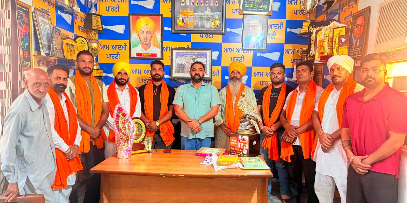 ਚੇਅਰਮੈਨ ਵਿੱਕੀ ਘਨੌਰ ਨੇ ਵੱਖ-ਵੱਖ ਬੋਰਡ ਦੇ ਚੇਅਰਪਰਸਨਾਂ ਦਾ ਕੀਤਾ ਸਨਮਾਨ, ਹਲਕਾ ਘਨੌਰ 2027 ਚ ਪਾਰਟੀ ਦੀ ਮਜ਼ਬੂਤੀ ਲਈ ਕੀਤੀਆਂ ਵਿਚਾਰ-ਵਟਾਂਦਰਾ