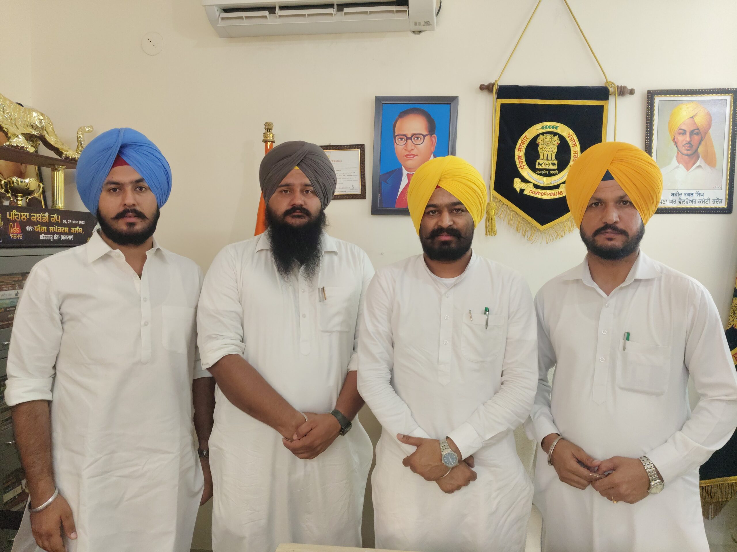 ਪਹਿਲੀ ਵਾਰ ਹੋਇਆ ਨਗਰ ਕੌਂਸਲ ਦੇ ਸਾਰੇ ਕੌਂਸਲਰਾਂ ਨੇ ਆਮ ਆਦਮੀ ਪਾਰਟੀ ਦੇ ਪ੍ਰਧਾਨ ਅਤੇ ਮੀਤ ਪ੍ਰਧਾਨ ਨੂੰ ਹੱਥ ਖੜ੍ਹੇ ਕਰਕੇ ਦਿੱਤੀ ਹਮਾਇਤ -ਵਿਧਾਇਕ ਲਾਭ ਸਿੰਘ ਉਗੋਕੇ