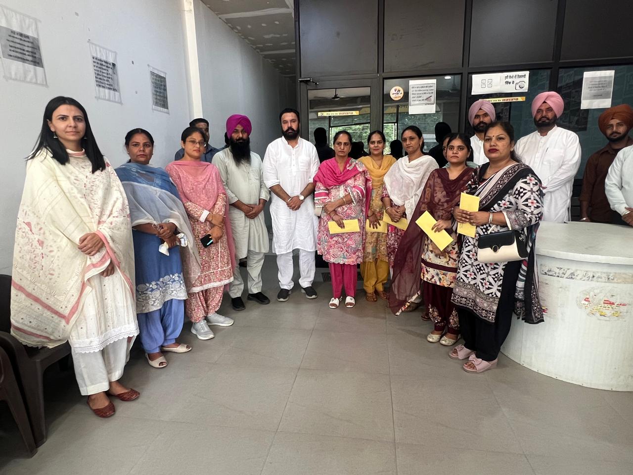 ਵਿਧਾਇਕ ਜਗਤਾਰ ਸਿੰਘ ਦਿਆਲਪੁਰਾ ਵੱਲੋਂ ਆਂਗਣਵਾੜੀ ਵਰਕਰਾਂ ਨੂੰ ਸੌਂਪੇ ਨਿਯੁਕਤੀ ਪੱਤਰ ਪਾਰਦਰਸ਼ੀ ਭਰਤੀ ਪ੍ਰਕਿਰਿਆ ਰਾਹੀਂ ਯੋਗ ਉਮੀਦਵਾਰਾਂ ਨੂੰ ਮਿਲਿਆ ਸਰਕਾਰੀ ਸੇਵਾ ਦਾ ਮੌਕਾ