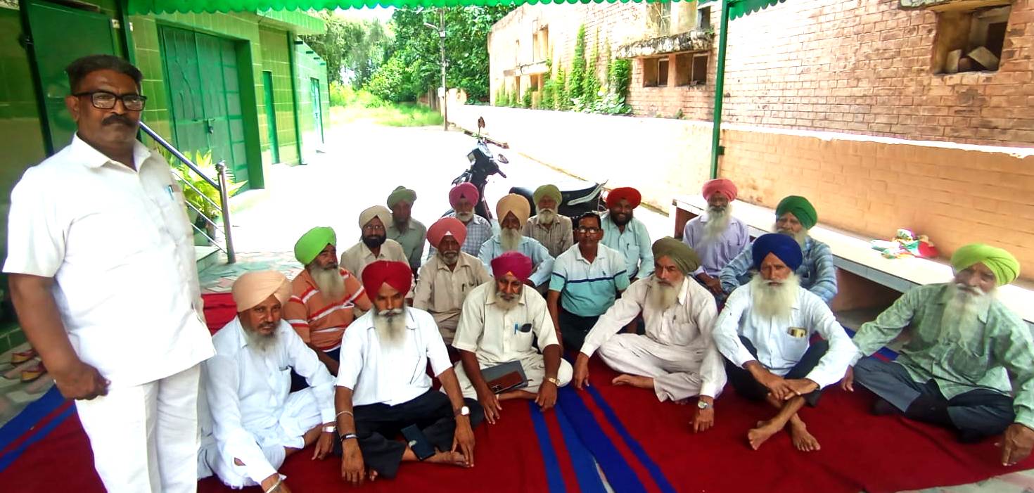 ਪੰਜਾਬ ਮੁਲਾਜ਼ਮ ਅਤੇ ਪੈਨਸ਼ਨਰ ਸਾਂਝੇ ਫਰੰਟ ਦੀ 7 ਅਗਸਤ ਦੀ ਚੰਡੀਗੜ੍ਹ ਮਹਾਂ ਰੈਲੀ ਵਿਚ ਰੋਪੜ ਸਰਕਲ ਦੇ ਪੈਨਸਨਰ ਵੱਡੀ ਗਿਣਤੀ ਵਿੱਚ ਸ਼ਾਮਲ ਹੋਣਗੇ।
