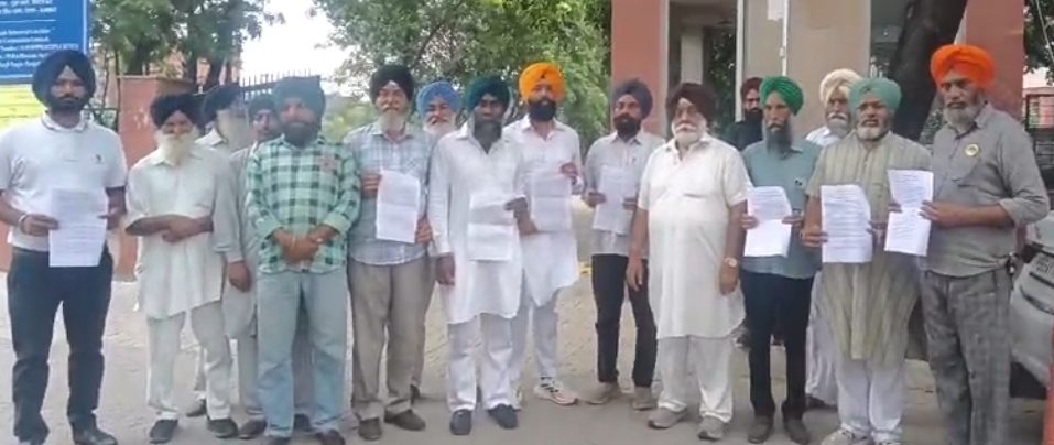 ਪਿੰਡ ਬਜੀਦਪੁਰ ਦੀ ਉਪਜਾਊ ਜ਼ਮੀਨ ਗਰੀਨ ਜ਼ੋਨ ‘ਚ ਪਾਉਣ ਖਿਲਾਫ਼ ਵਸਨੀਕਾਂ ਤੇ ਕਿਸਾਨ ਜਥੇਬੰਦੀਆਂ ਨੇ ਫ਼ੈਸਲਾ ਨਾ ਬਦਲਣ ਤੇ ਕੀਤਾ ਸੰਘਰਸ਼ ਦਾ ਐਲਾਨ 