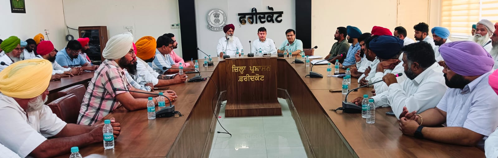 ਵੀਬੀ-ਜੀ ਰਾਮ ਜੀ’ ਸਕੀਮ ਸਬੰਧੀ ਵਿਧਾਇਕ ਸੇਖੋਂ ਤੇ ਡੀ ਸੀ ਨੇ ਵੱਖ ਵੱਖ ਅਧਿਕਾਰੀਆਂ ਨਾਲ ਕੀਤੀ ਮੀਟਿੰਗ ਸੂਬੇ ਨੂੰ ਤਰੱਕੀ ਤੱਕ ਲਿਜਾਣ ਲਈ ਵਿਕਾਸ ਕਾਰਜ ਲਗਾਤਾਰ ਜਾਰੀ-ਵਿਧਾਇਕ ਸੇਖੋਂ