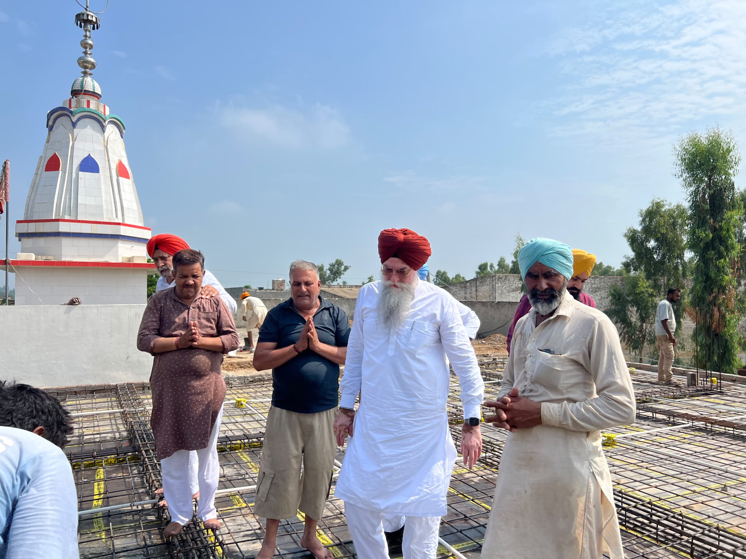 ਸਪੀਕਰ ਸੰਧਵਾਂ ਨੇ ਕੋਟਕਪੂਰਾ ਵਿਖੇ ਮਾਂ ਚਮੁੰਡਾ ਮੰਦਰ ਦੇ ਲੈਂਟਰ ਦਾ ਕੰਮ ਸ਼ੁਰੂ ਕਰਵਾਇਆ – ਖੇਤਰਪਾਲ ਮੰਦਰ ਦਾ ਨੀਹ ਪੱਥਰ ਰੱਖਿਆ 