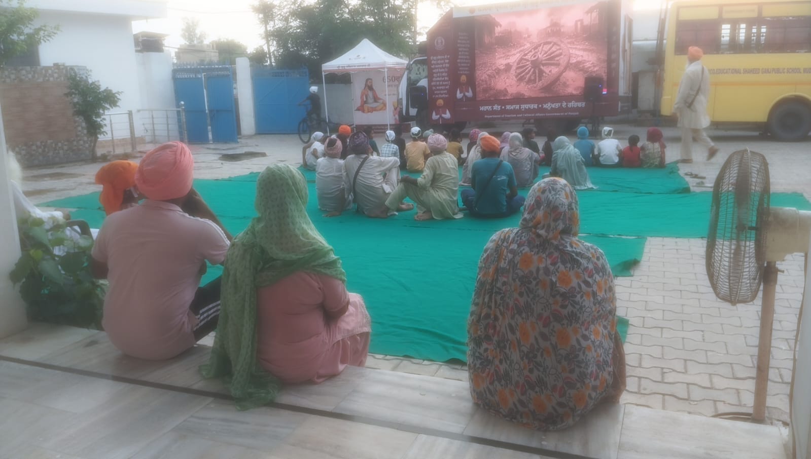 ਸ੍ਰੀ ਗੁਰੂ ਰਵਿਦਾਸ ਜੀ ਦੇ ਜੀਵਨ ‘ਤੇ ਆਧਾਰਿਤ ਡਾਕੂਮੈਂਟਰੀ ਨੇ ਪਿੰਡਾਂ ਵਿੱਚ ਜਗਾਈ ਜਾਗਰੂਕਤਾ