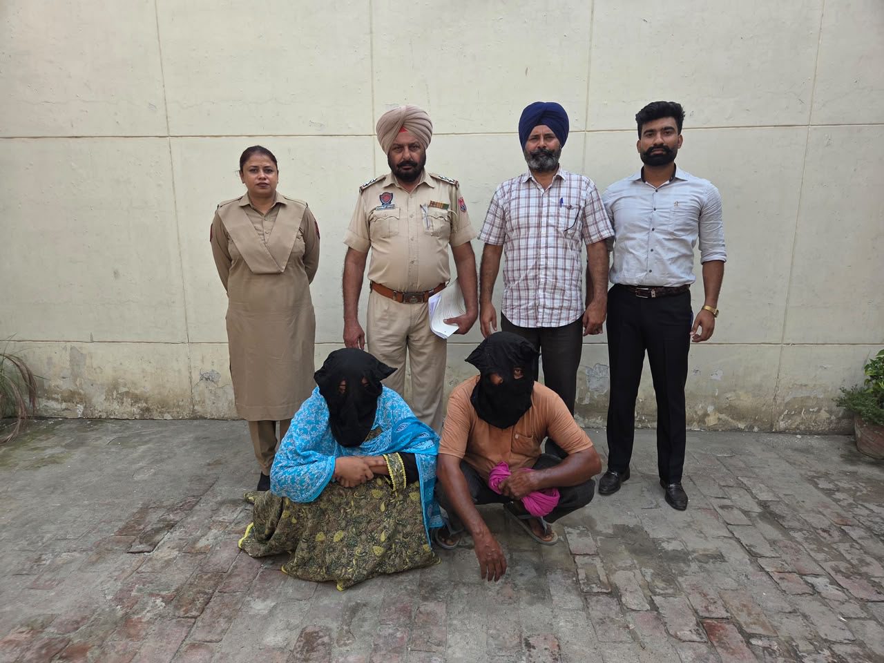 *ਫਰੀਦਕੋਟ ਪੁਲਿਸ ਵੱਲੋਂ ਪਿੰਡ ਪਿੱਪਲੀ ਵਿੱਚ ਹੋਏ ਕਤਲ ਮਾਮਲੇ ਵਿੱਚ ਸਾਮਿਲ ਦੋਸ਼ੀਆਂ ਨੂੰ ਮਹਿਜ ਕੁੱਝ ਘੰਟਿਆ ਅੰਦਰ ਹੀ ਕੀਤਾ ਕਾਬੂ*