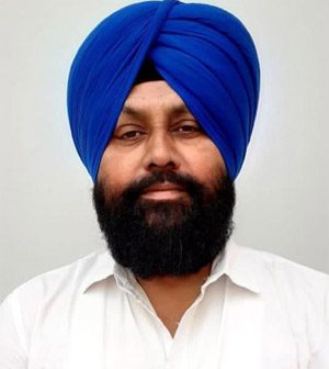 ‘ਸਤਲੁਜ’ ਫ਼ਿਲਮ ਤੱਥਾਂ ’ਤੇ ਆਧਾਰਿਤ, ਪੰਜਾਬ ਦੇ ਦਰਦਨਾਕ ਦੌਰ ਦੀ ਸੱਚਾਈ ਨੂੰ ਦਰਸਾਉਂਦੀ ਹੈ : ਬਲਜਿੰਦਰ ਸਿੰਘ ਠੇਕੇਦਾਰ * ਕਿਹਾ- ਨੌਜਵਾਨ ਪੀੜ੍ਹੀ ਨੂੰ ਇਤਿਹਾਸਕ ਸੱਚ ਜਾਣਨ ਤੋਂ ਰੋਕਣਾ ਗਲਤ