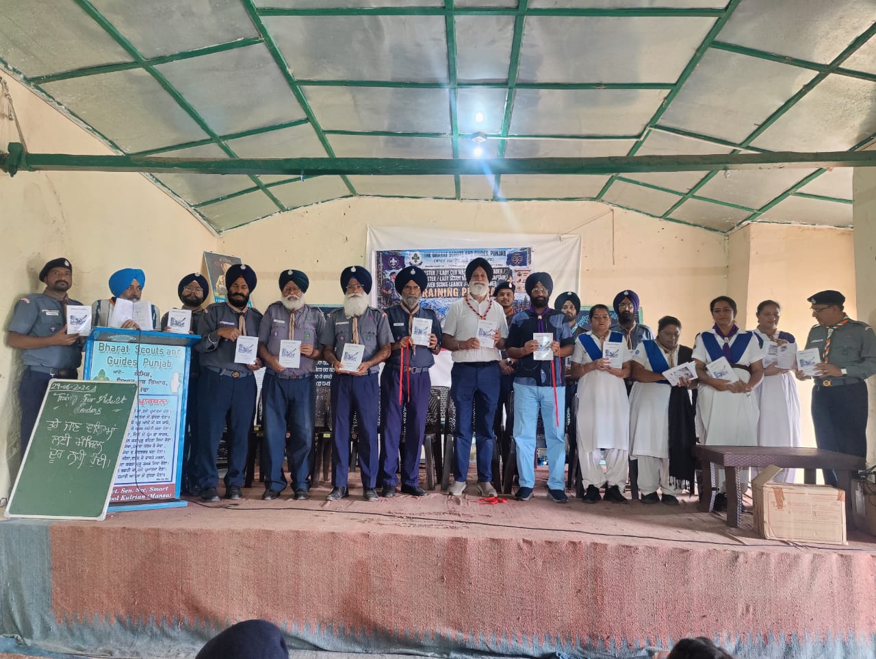 ਲੜਕਿਆਂ ਲਈ ਸਕਾਊਟਿੰਗ ਦੇ ਐਡੀਸਨ 2026 ਦੀ ਘੁੰਢ ਚੁਕਾਈ ਸਮਾਗਮ ਤਾਰਾ ਦੇਵੀ ਵਿਖੇ ਸੰਪੰਨ। ਮਾਂ ਬੋਲੀ ਪੰਜਾਬੀ ਵਿੱਚ ਸਕਾਊਟਿੰਗ ਦੇ ਲਿਟਰੇਚਰ ਦੀ ਘਾਟ ਨੂੰ ਪੂਰਾ ਕਰੇਗੀ ਇਹ ਪੁਸਤਕ- ਸੰਪਾਦਕ
