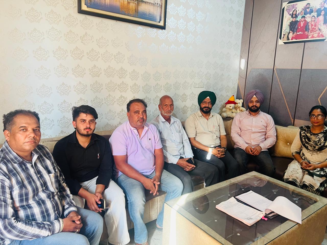 ਚੋਣ ਕਮਿਸ਼ਨ ਦੀਆਂ ਹਦਾਇਤਾਂ ‘ਤੇ ਪਿੰਡ ਰੈਲਮਾਜਰਾ ਵਿਖੇ ਵੋਟਾਂ ਦੀ ਸੁਧਾਈ ਸਬੰਧੀ ਬੀ.ਐਲ.ਓ. ਅਤੇ ਬੀ.ਐਲ.ਏਜ਼ ਦੀ ਹੋਈ ਅਹਿਮ ਮੀਟਿੰਗ