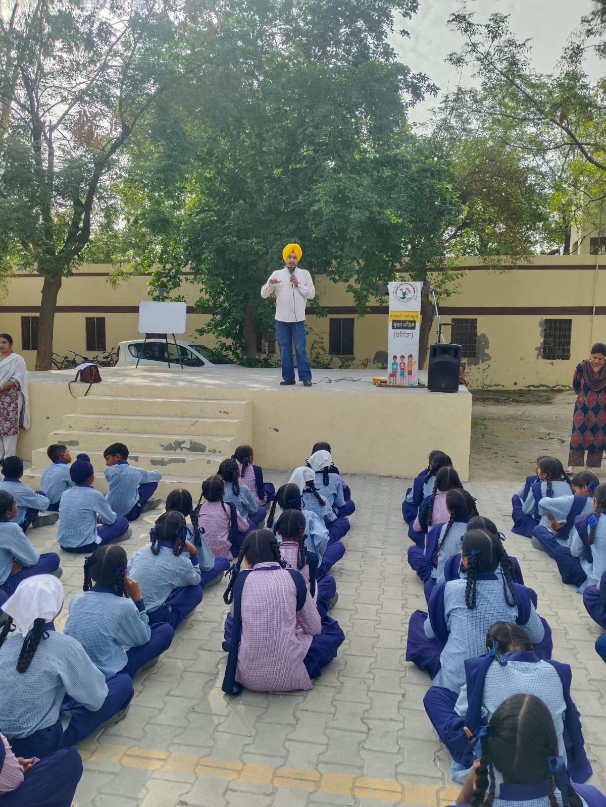 ਨੈਤਿਕ ਕਦਰਾਂ ਕੀਮਤਾਂ ਨਾਲ ਸਬੰਧਤ ਸਕੂਲਾਂ ਵਿਚ ਲਗਾਈਆਂ ਵਿਦਿਅਕ ਕਿਆਰੀਆਂ