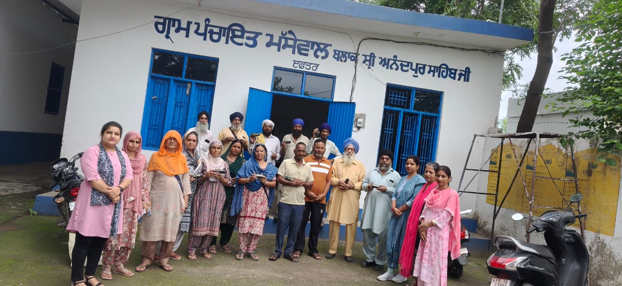 ਪੀਐਚਸੀ ਕੀਰਤਪੁਰ ਸਾਹਿਬ ਵੱਲੋਂ ਪਿੰਡ ਮੱਸੇਵਾਲ ਵਿਖੇ ਮੁਫ਼ਤ ਅੱਖਾਂ ਦੀ ਜਾਂਚ ਕੈਂਪ, ਲਾਭਪਾਤਰੀਆਂ ਨੂੰ ਵੰਡੀਆਂ ਮੁਫ਼ਤ ਐਨਕਾਂ