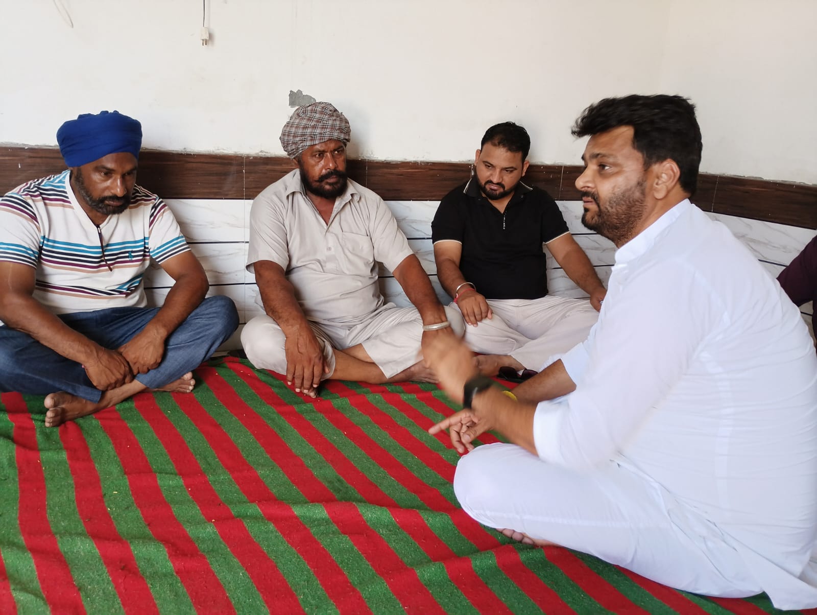 ਪੱਤਰਕਾਰ ਦਲਜੀਤ ਚਨੌਲੀ ਦੇ     ਜੀਜੇ  ਦੀ ਮੌਤ ਤੇ ਗੁਰਮੀਤ ਗੋਗੀ ਟੇਢੇਵਾਲ  ਵੱਲੋਂ ਦੁੱਖ ਦਾ ਪ੍ਰਗਟਾਵਾ