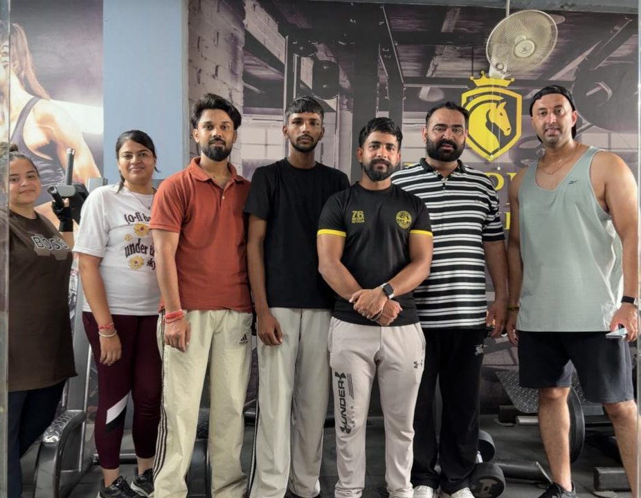 ਸਿਹਤਮੰਦ ਜੀਵਨ ਲਈ ਨਿਯਮਤ ਕਸਰਤ ਅਤੇ ਜਿੰਮ ਨੂੰ ਆਪਣੀ ਰੋਜ਼ਾਨਾ ਦੀ ਰੁਟੀਨ ਦਾ ਹਿੱਸਾ ਬਣਾਓ: ਅਜੈ ਮਹਿਤਾ     ਨੌਜਵਾਨਾਂ ਨੂੰ ਨਸ਼ੇ ਵਰਗੀਆਂ ਬੁਰਾਈਆਂ ਤੋਂ ਦੂਰ ਰਹਿਣਾ ਚਾਹੀਦਾ ਹੈ ਅਤੇ ਜਿੰਮ ਅਤੇ ਖੇਡਾਂ ਨੂੰ ਅਪਣਾਉਣਾ ਚਾਹੀਦਾ ਹੈ: ਪ੍ਰਦੀਪ ਗੌਰੀ