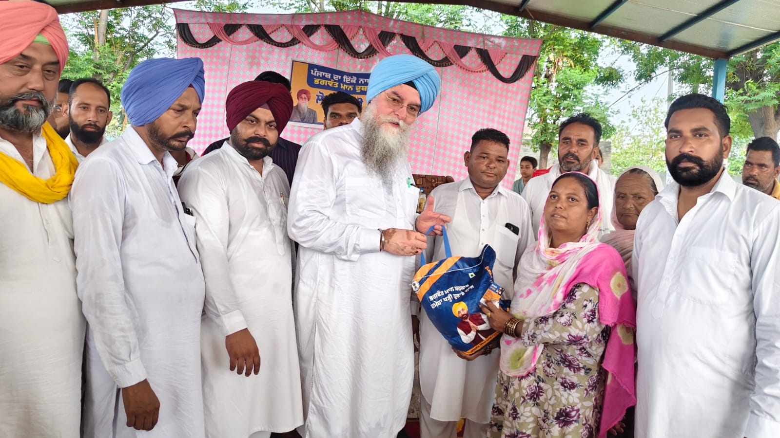 ਸਪੀਕਰ ਕੁਲਤਾਰ ਸਿੰਘ ਸੰਧਵਾਂ ਨੇ ਪਿੰਡ ਨਵਾਂ ਨੱਥੇਵਾਲਾ ਅਤੇ ਨੱਥੇਵਾਲਾ ਵਿਖੇ ਲੋਕ ਮਿਲਣੀ ਕਰਕੇ ਲੋਕਾਂ ਦੀਆਂ ਸਮੱਸਿਆਵਾਂ ਸੁਣੀਆਂ