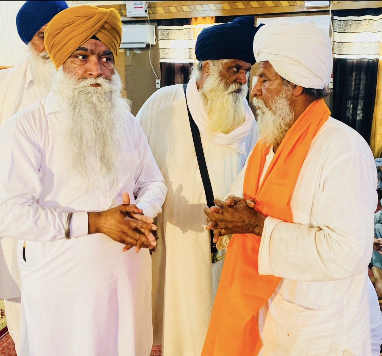 ਹਜ਼ੂਰੀ ਰਾਗੀ ਕੁਲਦੀਪ ਸਿੰਘ ਬੱਗੜ ਧੂਰਕੋਟ ਵਾਲਿਆਂ ਨੂੰ ਸ਼੍ਰੋਮਣੀ ਕਮੇਟੀ ਦੀ ਚੋਣ ਲੜਾਉਣ ਦੀ ਸੰਗਤਾਂ ਨੇ ਰੱਖੀ ਮੰਗ  ਅਸਪਾਲ ਕਲਾਂ, ਧੌਲਾ, ਬਦਰਾ ਵਿਖੇ ਸੰਗਤਾਂ ਦੇ ਇਕੱਠ ਦੌਰਾਨ ਕਿਹਾ—ਕੁਲਦੀਪ ਸਿੰਘ ਬੱਗੜ ਜੀ ਹਾਂ ਕਰ ਦੇਣ, ਜਿੱਤ ਸੰਗਤਾਂ ਯਕੀਨੀ ਬਣਾਉਣਗੀਆਂ