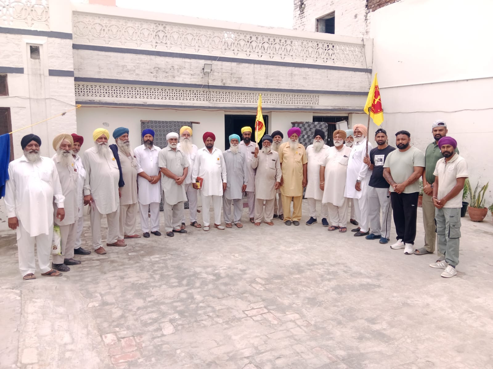 ਕਿਰਤੀ ਕਿਸਾਨ ਯੂਨੀਅਨ ਦੀ ਧਾਲੀਵਾਲ ਬੇਟ ਵਿਖੇ ਹੋਈ ਮੀਟਿੰਗ