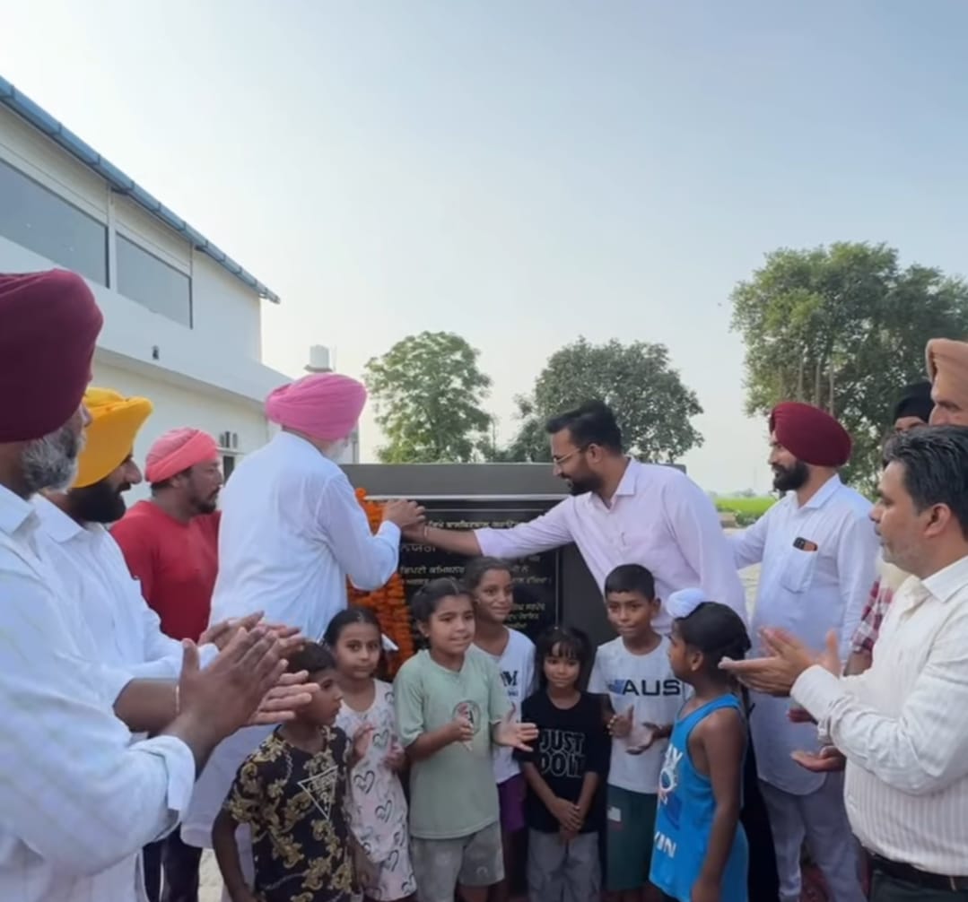 ਡਿਪਟੀ ਕਮਿਸ਼ਨਰ ਅਕਾਸ਼ ਬਾਂਸਲ ਵੱਲੋਂ ਡਮੂਲੀਆ ਪਿੰਡ ‘ਚ ਨਵੇਂ ਬਾਸਕਟਬਾਲ ਮੈਦਾਨ ਦੀ ਉਸਾਰੀ ਦਾ ਨੀਂਹ ਪੱਥਰ: ਅਰਜੁਨ ਐਵਾਰਡੀ ਸੱਜਣ ਸਿੰਘ ਚੀਮਾ ਦੀ ਪਹਿਲਕਦਮੀ ਦੀ ਕੀਤੀ ਸ਼ਲਾਘਾ