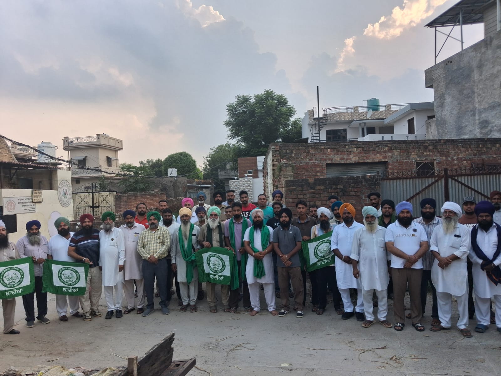 ਘੁੰਗਰਾਲੀ ਸਿੱਖਾਂ ਵਿਖੇ ਬੀਕੇਯੂ ਕਾਦੀਆਂ ਦੀ ਮੀਟਿੰਗ ਪਿੰਡ ਇਕਾਈ ਦੀ ਸਰਬਸੰਮਤੀ ਨਾਲ ਚੋਣ