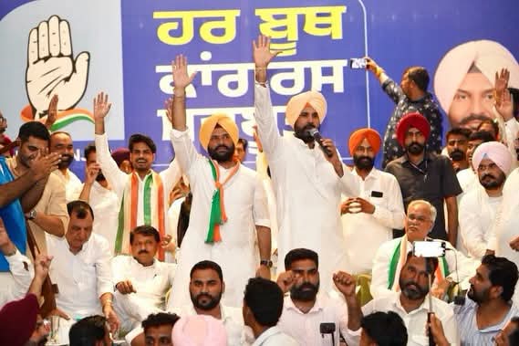 ਫ਼ਾਜ਼ਿਲਕਾ ਵਿਖੇ ਕਾਂਗਰਸ ਦੀ ‘ਹਰ ਬੂਥ ਕਾਂਗਰਸ ਮਜ਼ਬੂਤ’ ਮੁਹਿੰਮ: 2027 ਲਈ ਸੰਗਠਨ ਨੂੰ ਜ਼ਮੀਨੀ ਪੱਧਰ ’ਤੇ ਲਾਮਬੰਦ ਕਰਨ ਦਾ ਲਿਆ ਸੰਕਲਪ*ਮ