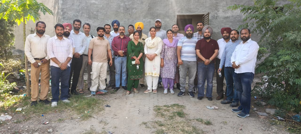 15 ਅਗਸਤ ਨੂੰ ਫਿਰੋਜ਼ਪੁਰ ਵਿਖੇ ਮੁੱਖ ਮੰਤਰੀ ਵਿਰੁੱਧ ਰੋਸ ਰੈਲੀ ਕਰਨਗੇ ਐੱਨ.ਐੱਚ.ਐੱਮ. ਮੁਲਾਜ਼ਮ      ਮੰਗਾਂ ਨਾ ਮੰਨਣ ‘ਤੇ ਰੈਲੀ ਤੋਂ ਬਾਅਦ ਅਣਮਿੱਥੇ ਸਮੇਂ ਲਈ ਹੜਤਾਲ ‘ਤੇ ਜਾਣ ਦੀ ਚੇਤਾਵਨੀ   ਪਿਛਲੇ ਸਾਢੇ ਚਾਰ ਸਾਲਾਂ ਤੋਂ ਸਰਕਾਰ ਨੇ ਨਹੀਂ ਕੀਤਾ ਤਨਖ਼ਾਹਾਂ ‘ਚ ਕੋਈ ਵਾਧਾ: ਸੂਬਾ ਪ੍ਰਧਾਨ ਸੰਦੀਪ ਕੌਰ ਬਰਨਾਲਾ