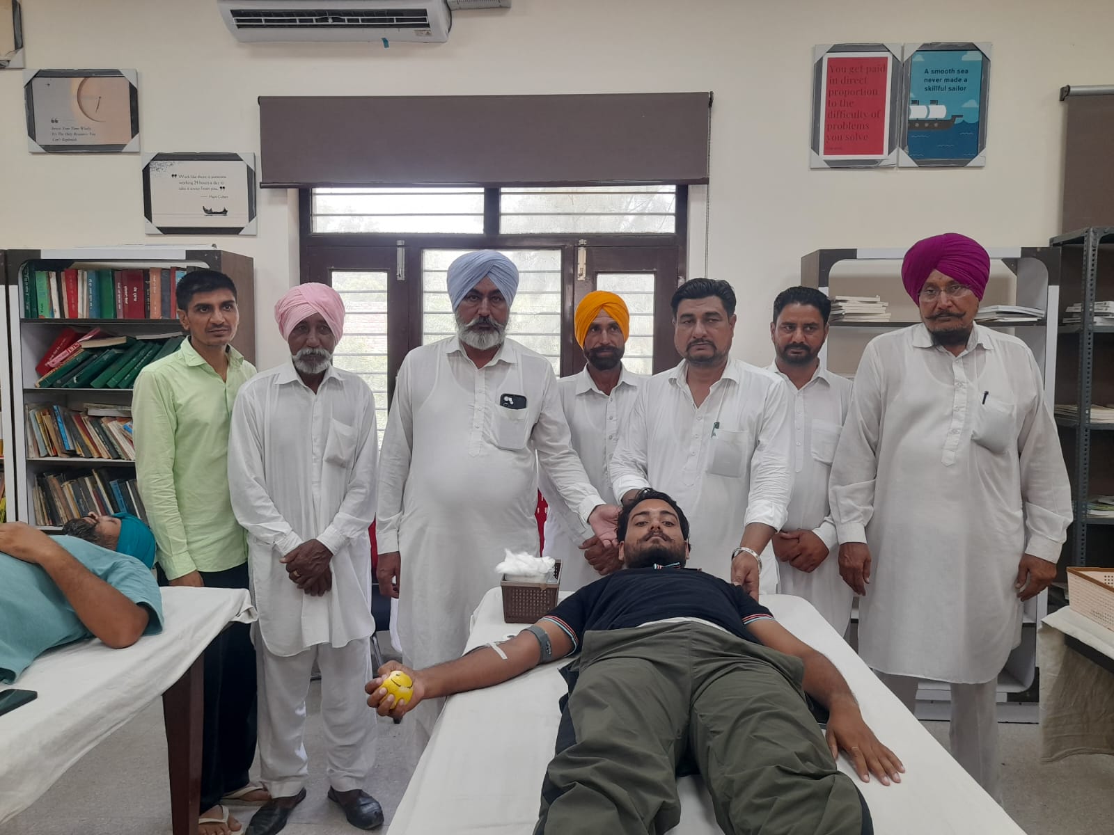 ਸ਼ਹੀਦ ਊਧਮ ਸਿੰਘ ਦੇ ਸ਼ਹੀਦੀ ਦਿਵਸ ਨੂੰ ਸਮਰਪਿਤ 17ਵਾਂ ਖੂਨਦਾਨ ਕੈਂਪ ਲਾਇਆ 
