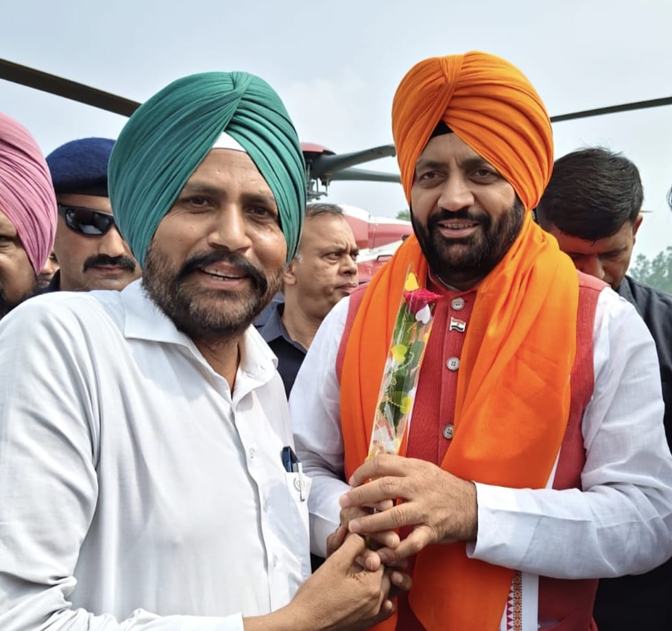 ਸੇਵੇਵਾਲਾ ਨਾਲ ਮੁਲਾਕਾਤ ‘ਚ ਸੈਣੀ ਨੇ ਦਿੱਤਾ ਸੰਗਠਨ ਮਜ਼ਬੂਤੀ ਦਾ ਸੰਦੇਸ਼ “ਸਮਰਪਿਤ ਵਰਕਰ ਹੀ ਭਾਜਪਾ ਦੀ ਅਸਲ ਤਾਕਤ, ਬੂਥ ਪੱਧਰ ਤੱਕ ਸੰਗਠਨ ਮਜ਼ਬੂਤ ਬਣਾਓ” : ਨਾਇਬ ਸਿੰਘ ਸੈਣੀ