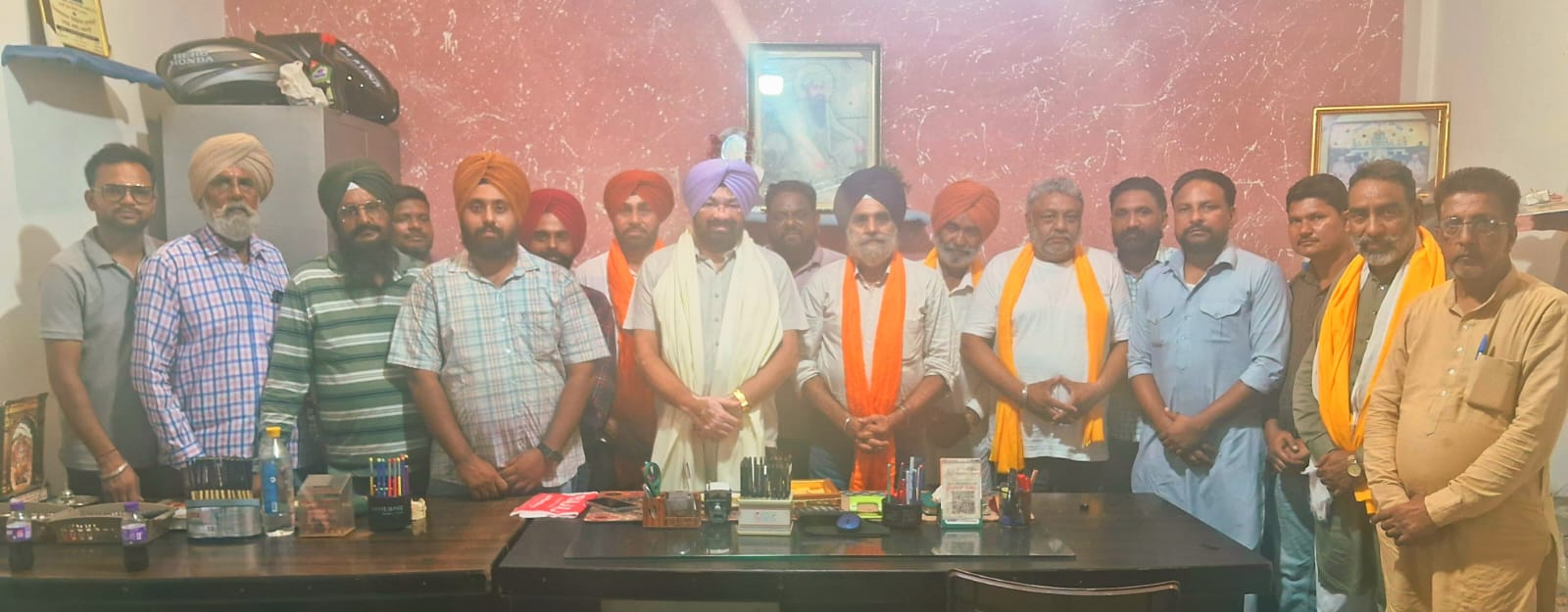 2027 ਦੀਆਂ ਵਿਧਾਨ ਸਭਾ ਚੋਣਾਂ ਤੋਂ ਪਹਿਲਾਂ ਪ੍ਰੇਮ ਸਿੰਘ ਭੰਗੂ ਦੀ ਜਗਰਾਉਂ ਹਲਕੇ ਵਿੱਚ ਸਰਗਰਮੀ ਤੇਜ਼     ਸਕੂਟਰ ਬਾਜ਼ਾਰ ਐਸੋਸੀਏਸ਼ਨ ਨਾਲ ਵਿਸ਼ੇਸ਼ ਮੁਲਾਕਾਤ, ਵਪਾਰੀਆਂ ਦੀਆਂ ਸਮੱਸਿਆਵਾਂ ਅਤੇ ਹਲਕੇ ਦੇ ਵਿਕਾਸ ‘ਤੇ ਹੋਈ ਚਰਚਾ