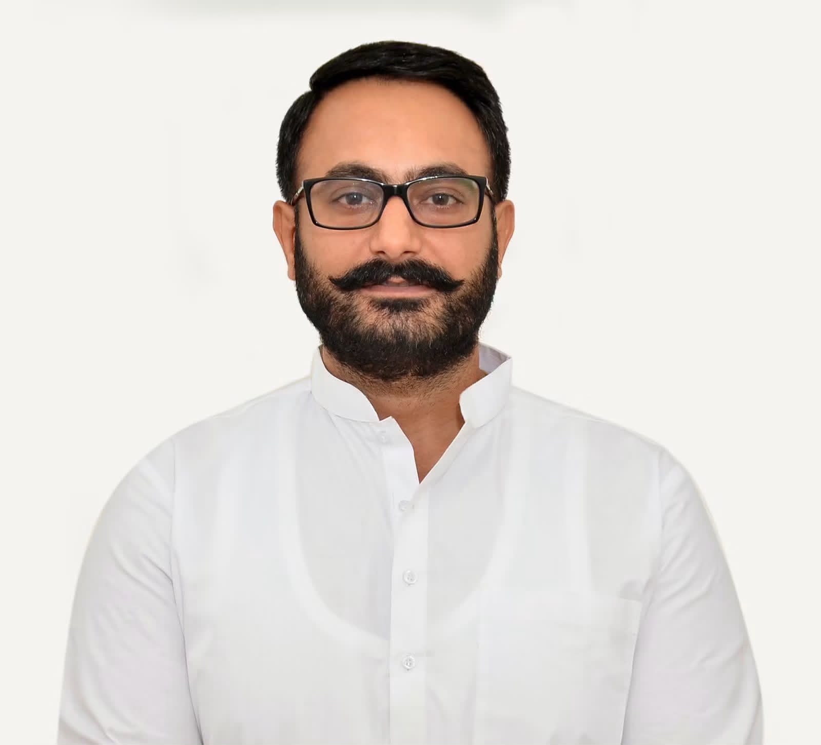 ਮੁੱਖ ਮੰਤਰੀ ਸਿਹਤ ਬੀਮਾ ਯੋਜਨਾ ਤਹਿਤ 2.91 ਲੱਖ ਮਰੀਜ਼ਾਂ ਨੂੰ 1044 ਕਰੋੜ ਦਾ ਮਿਲਿਆ ਕੈਸ਼ਲੈਸ ਇਲਾਜ : ਪ੍ਰਭਬੀਰ ਸਿੰਘ ਬਰਾੜ   ਅੰਮ੍ਰਿਤਸਰ ਵਿੱਚ 16550 ਮਰੀਜ਼ਾਂ ਨੂੰ ਮਿਲਿਆ ਮੁਫ਼ਤ ਇਲਾਜ