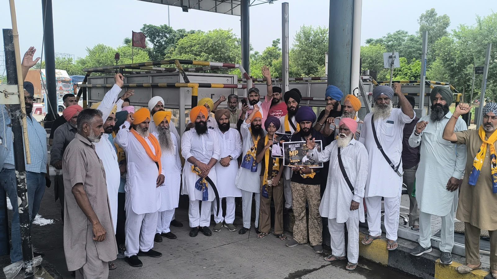 ਪੈਰੋਲ ਜਥੇਦਾਰ ਭਾਈ ਜਗਤਾਰ ਸਿੰਘ ਹਵਾਰਾ ਦਾ ਮੁੱਢਲਾ ਹੱਕ:- ਭਾਈ ਨਥਾਣਾ ,ਭਾਈ ਪੂਹਲਾ
