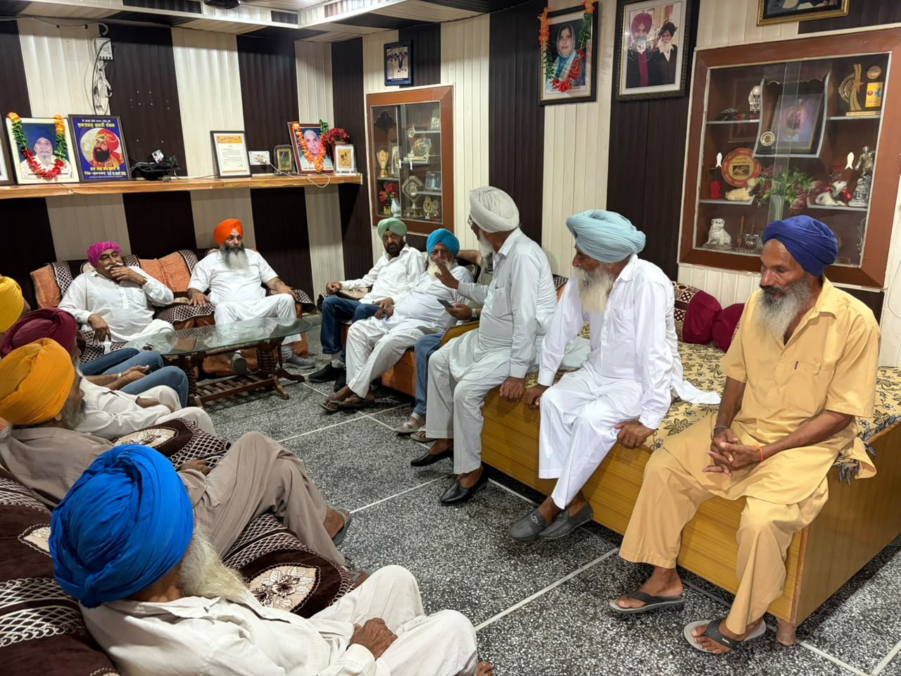 ਪੰਜਾਬ ਦੇ ਲੋਕਾਂ ਨੇ ਹੁਣ ਬੀਜੇਪੀ ਦੀ ਸਰਕਾਰ ਲਿਆਉਣ ਦਾ ਨਿਸ਼ਚਾ ਕਰ ਲਿਆ ਹੈ: ਜਥੇਦਾਰ ਚਰਨਜੀਤ ਸਿੰਘ ਕਾਲੇਵਾਲ।