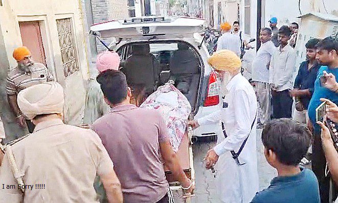 ਕਿਰਾਏ ਦੇ ਕਮਰੇ ’ਚੋਂ ਮਿਲੀ ਵਿਅਕਤੀ ਤੇ ਔਰਤ ਦੀ ਲਾਸ਼- ਪੱਖੇ ਨਾਲ ਲਟਕਦਾ ਮਿਲਿਆ ਵਿਅਕਤੀ, ਔਰਤ ਦੀ ਲਾਸ਼ ਮੰਜੇ ਤੋਂ ਬਰਾਮਦ-