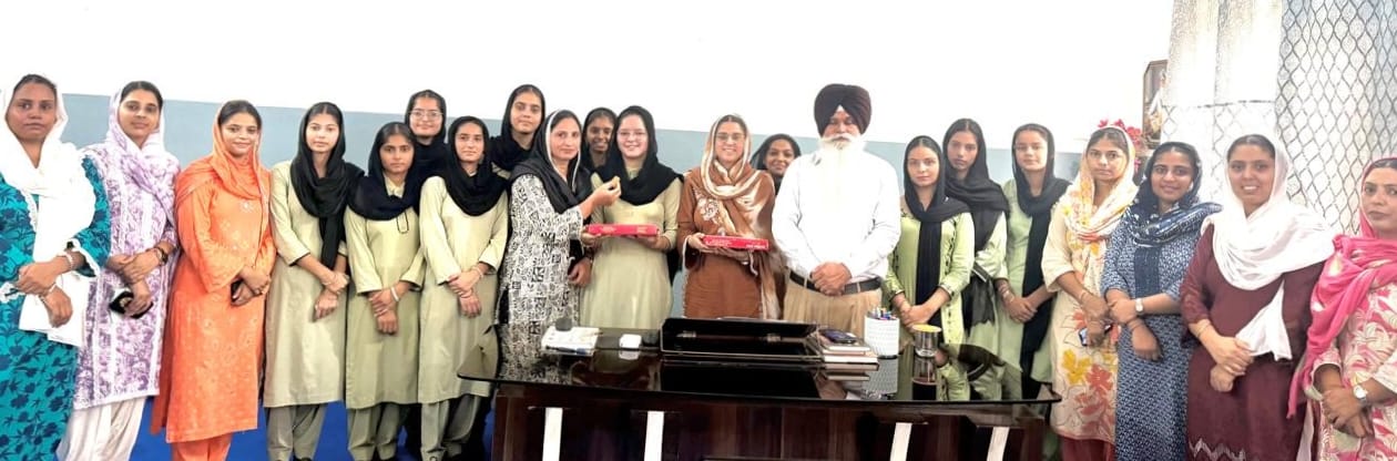 ਖਾਲਸਾ ਕਾਲਜ ਮਹਿਤਾ ਬੀ.ਸੀ.ਏ. ਤੇ ਬੀ.ਕਾਮ ਦੇ ਵਿਦਿਆਰਥੀਆਂ ਨੇ ਯੂਨੀਵਰਸਿਟੀ ਪ੍ਰੀਖਿਆਵਾਂ ਵਿੱਚ ਮਾਰੀਆਂ ਮੱਲਾਂ।