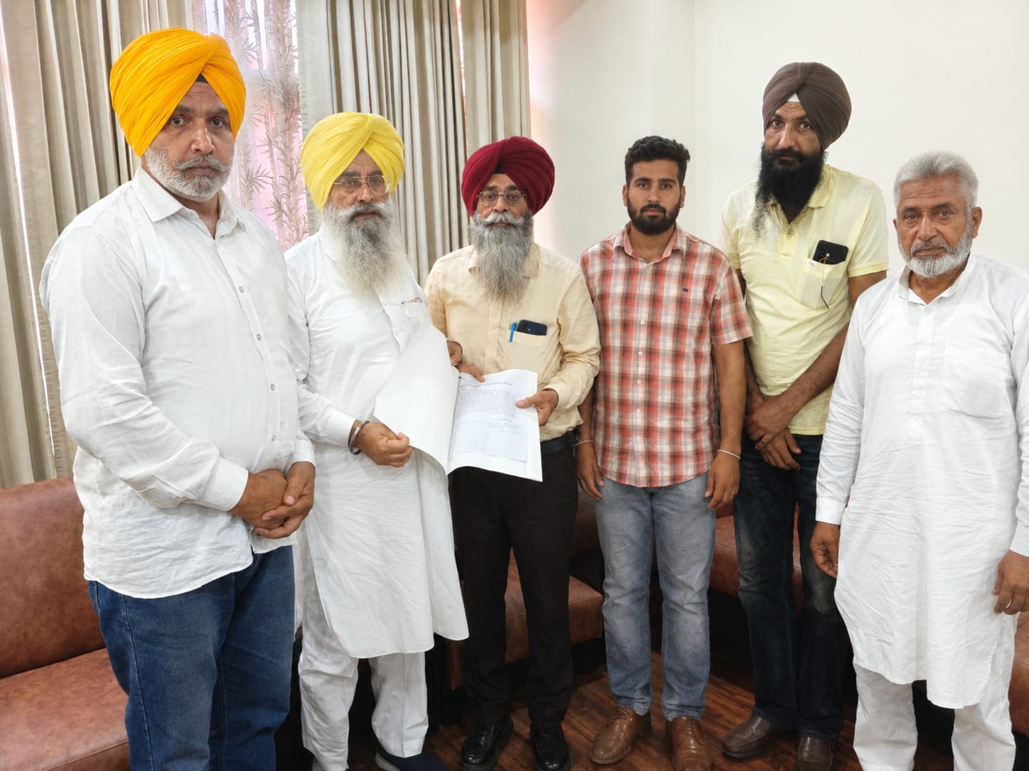 ਆਮ ਵਰਗ ਕਮਿਸ਼ਨ ਨੂੰ ਪੂਰੀ ਤਰ੍ਹਾਂ ਕਾਰਜਸ਼ੀਲ ਕਰਨ ਦੀ ਮੰਗ, ਖੇਤੀਬਾੜੀ ਮੰਤਰੀ ਨੂੰ ਸੌਂਪਿਆ ਮੰਗ ਪੱਤਰ