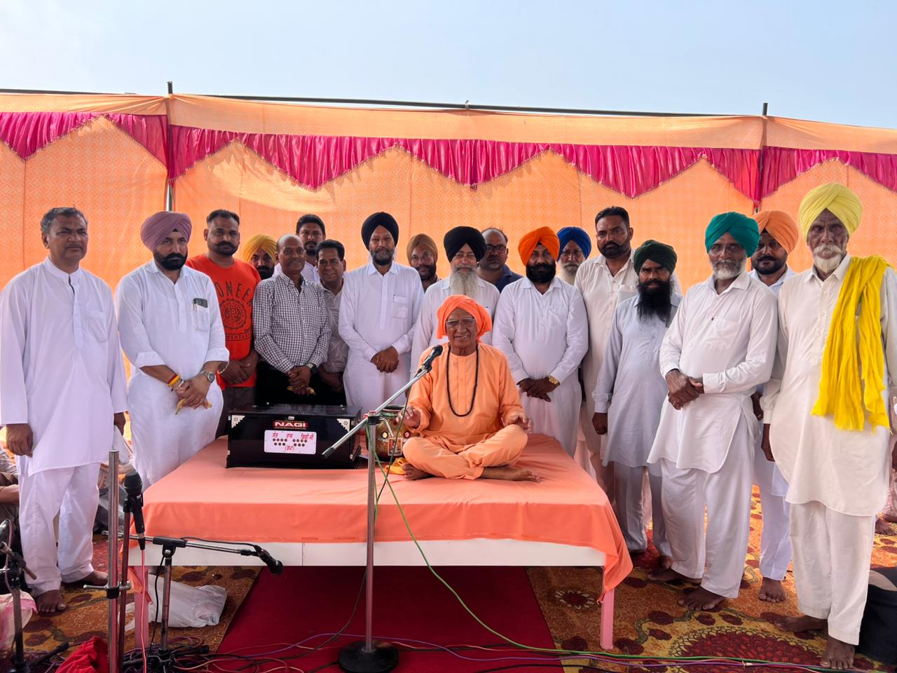 ਸ਼੍ਰੀ ਕ੍ਰਿਸ਼ਨ ਅਸ਼ਟਮੀ ਮੌਕੇ ਡੇਰਾ ਵੀਰਗਿਰੀ ਆਸ਼ਰਮ ਵਿਖੇ ਕਰਵਾਇਆ ਧਾਰਮਿਕ ਸਮਾਗਮ