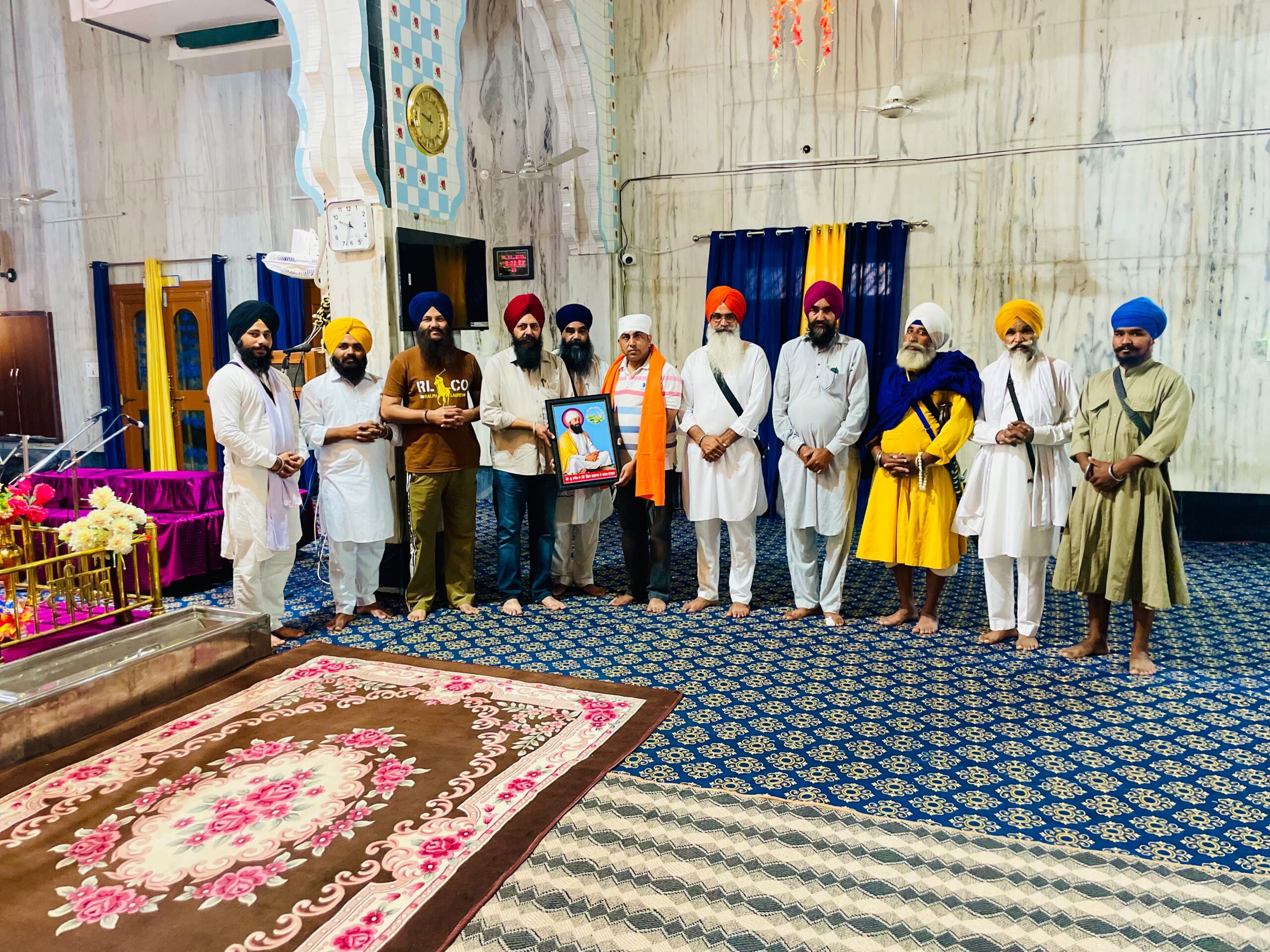 ਅਧਿਆਪਕ ਦਿਵਸ ਮੌਕੇ ਸਟੇਟ ਅਵਾਰਡ ਮਿਲਣ ਤੇ ਨਰਿੰਦਰ ਕੁਮਾਰ ਦਾ ਗੁਰਦੁਆਰਾ ਸਾਹਿਬ ਪਾਤਸ਼ਾਹੀ ਨੌਵੀਂ ਢਿੱਲਵਾਂ ਵਿਖੇ ਕੀਤਾ ਸਨਮਾਨ* 