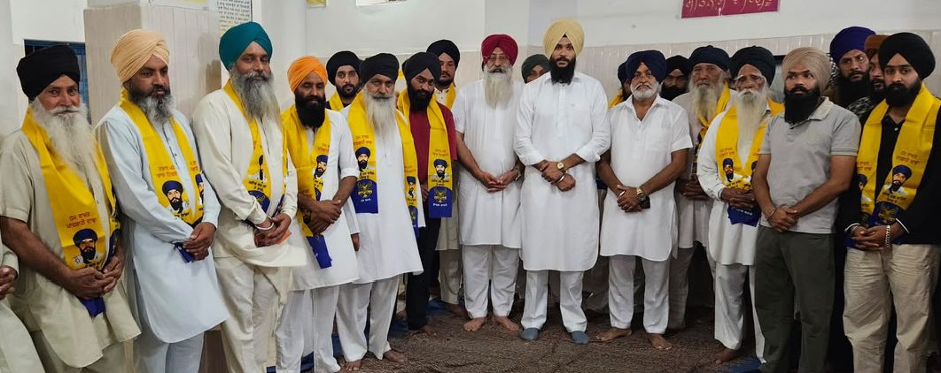 ਅਕਾਲੀ ਦਲ ਵਾਰਿਸ ਪੰਜਾਬ ਵੱਲੋਂ ਪਿੰਡ ਰਡਿਆਲਾ ਵਿਖੇ ਕੀਤੀ ਗਈ ਭਰਵੀਂ ਮੀਟਿੰਗ -ਦਰਜ਼ਨਾਂ ਲੋਕਾਂ ਨੇ ਜਥੇਬੰਦੀ ‘ਚ ਸ਼ਾਮਿਲ ਹੋਣ ਦਾ ਕੀਤਾ ਐਲਾਨ